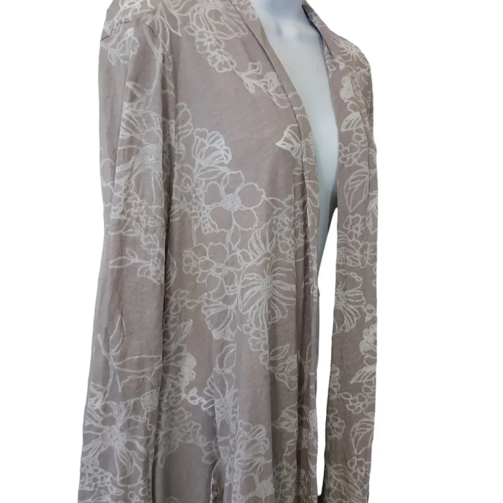 Chalet crinkled beige/cream floral open front cardigan cover size L_2